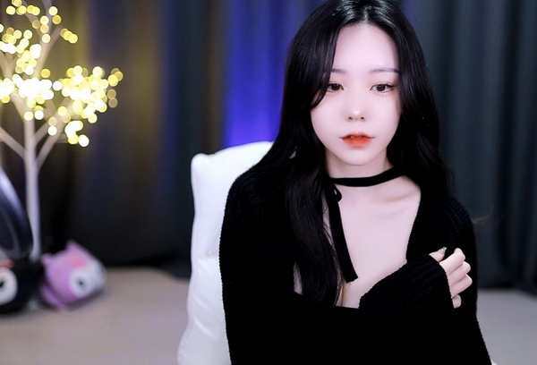 低语呢喃1v2陈今今